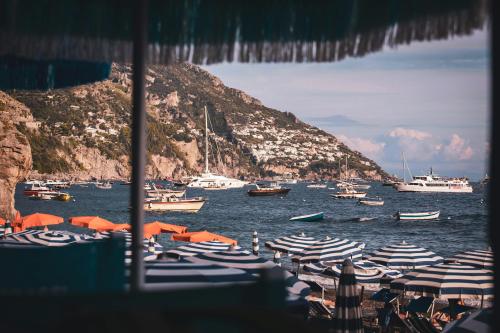 pexels-westaysocial-17631781