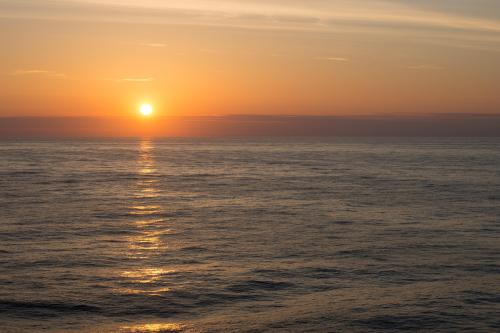 schissbuchse-sunset-4151886_1920